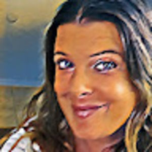 Meet your Posher, Tania